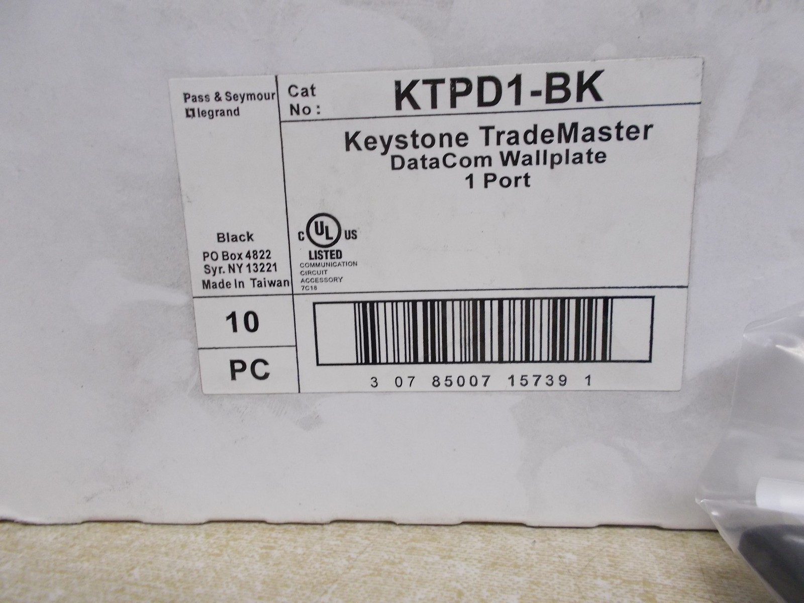 NEW Pass & Seymour KTPD1-BK Lot of 10 Data Com Wall Plates *FREE SHIPPING*