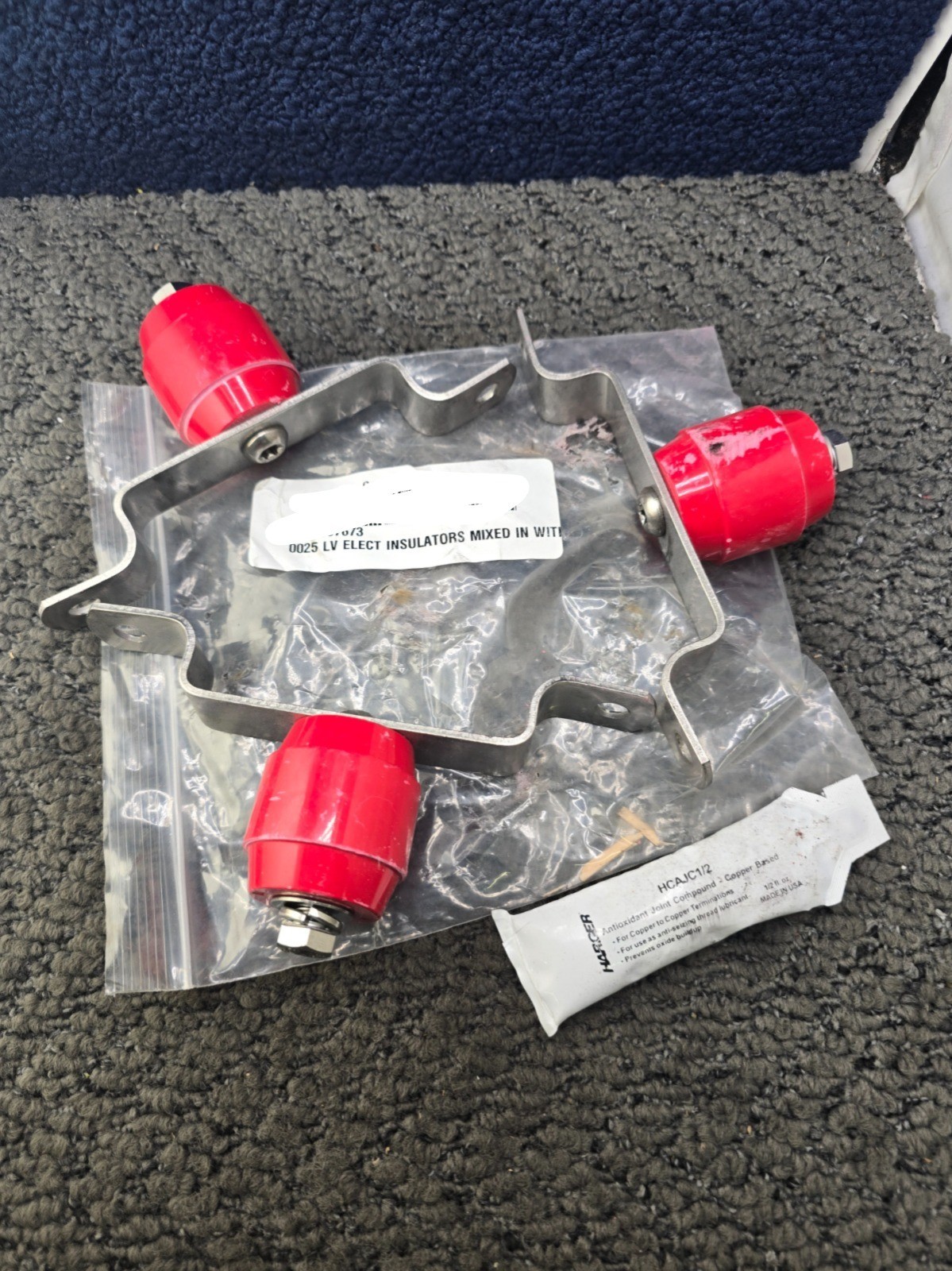 (QTY 3) 0025 LV Electrical Insulator Ground Bar Mounting Hardware Assembly