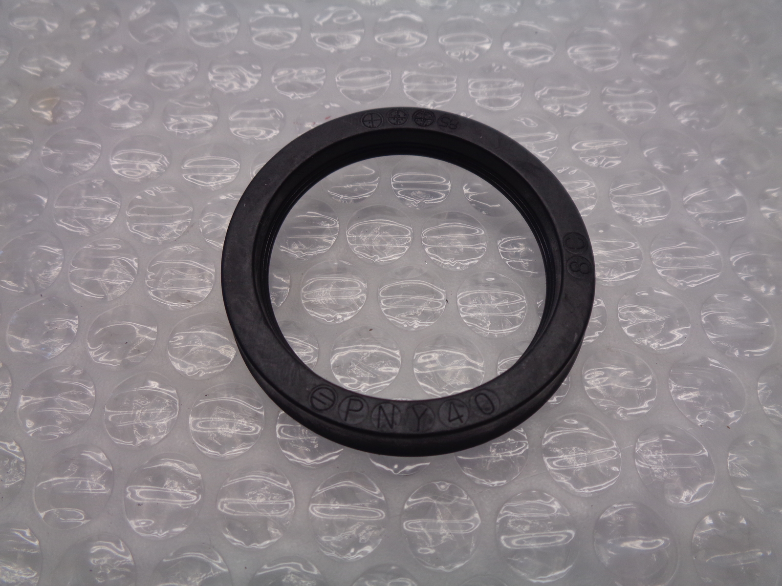 INDUSTRIAL SPARE PNY-40 SEAL LOT OF 10 NSNP