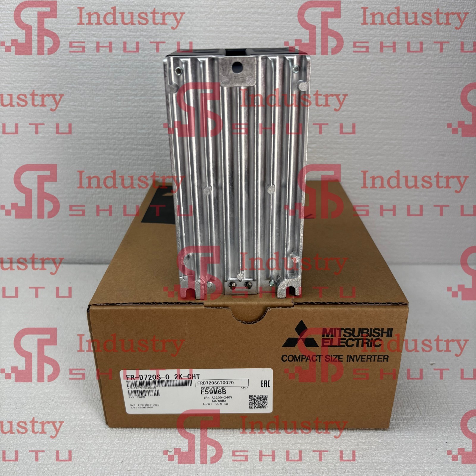 Mitsubishi FR-D720S-0.2K-CHT frequency converter#1pcs new in box