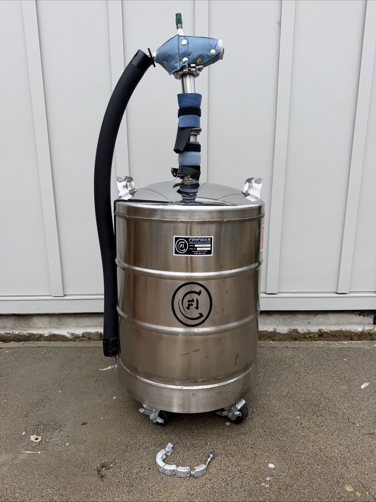 Cryofab CFL-50-SS Liquid Nitrogen Pressure Vessel Tank 50L Dewar